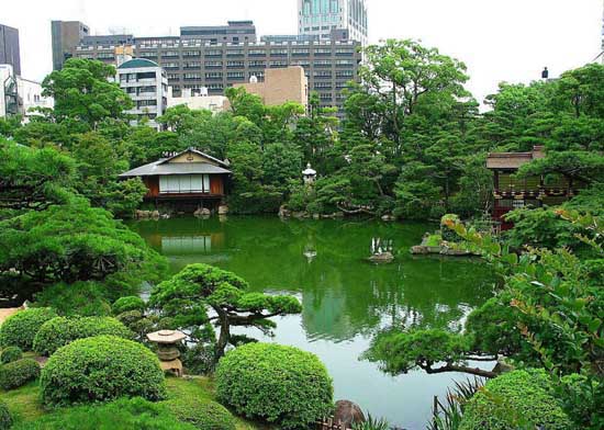 園林設(shè)計的作用和地位