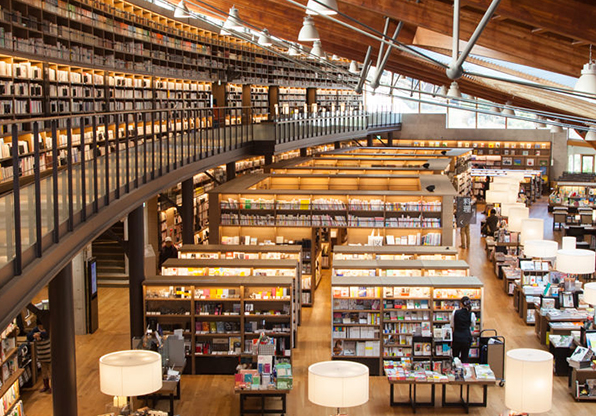 好的圖書(shū)館環(huán)境是可以激發(fā)讀書(shū)興趣的！