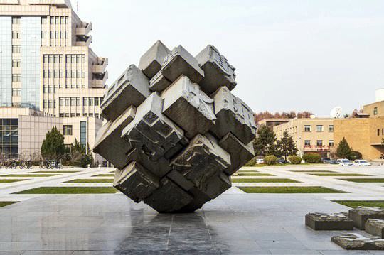 校園景觀雕塑設計原則介紹