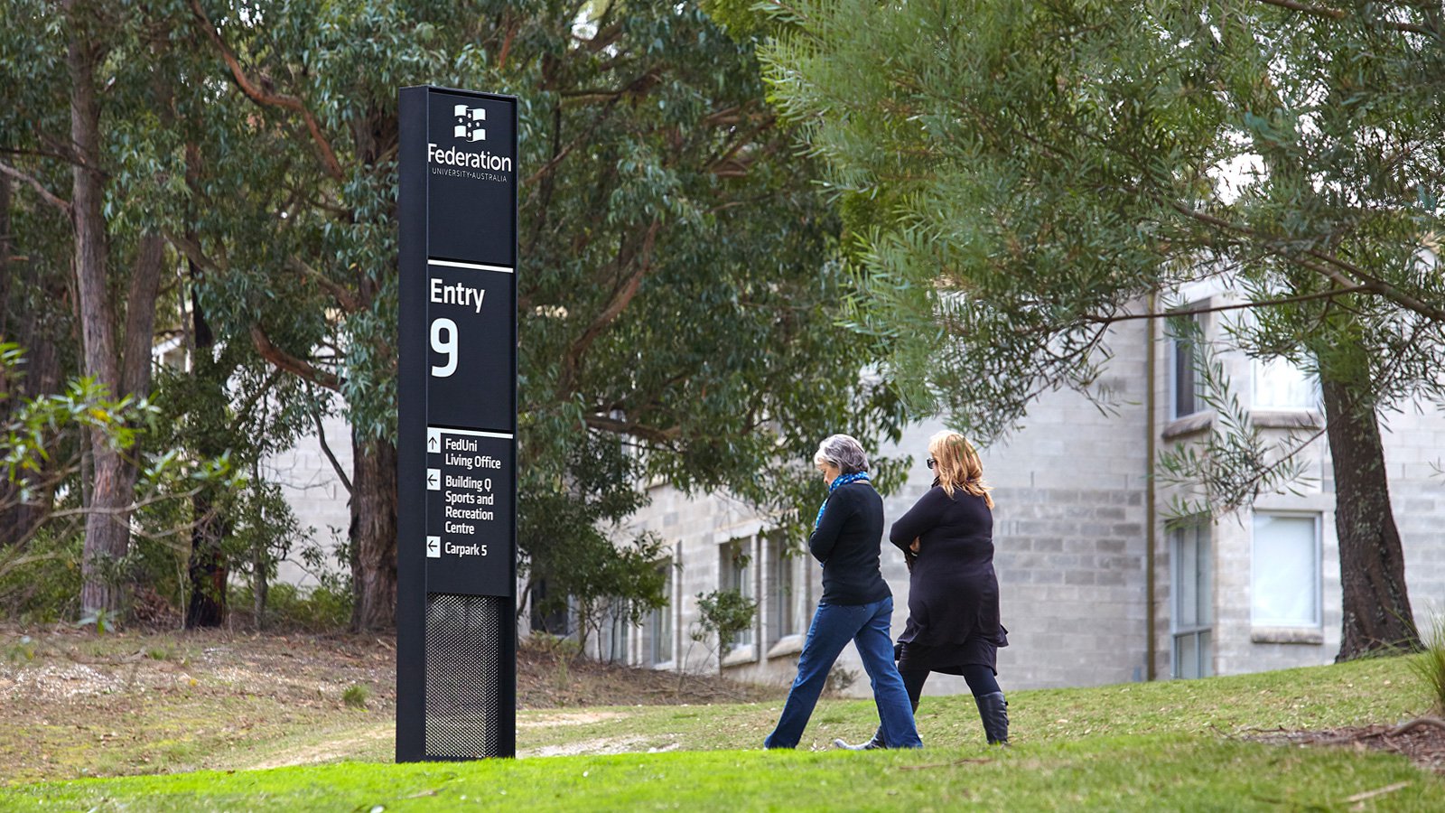 校園導(dǎo)視系統(tǒng)制作材料怎么選擇？